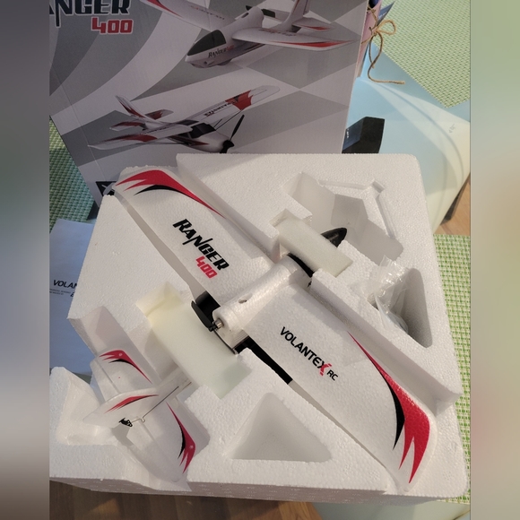 Volantex Remote Control Air Plane - Picture 11 of 14